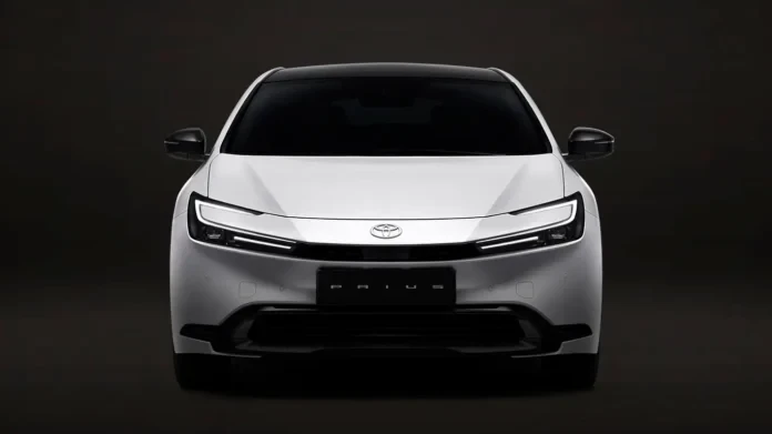 Toyota готує батареї нового покоління для своїх гібридів