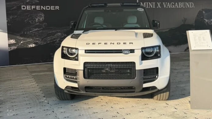 Новий Land Rover Defender можуть відкласти до 2030-х років